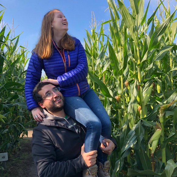 Meet your Posher - Picture 4 of 7